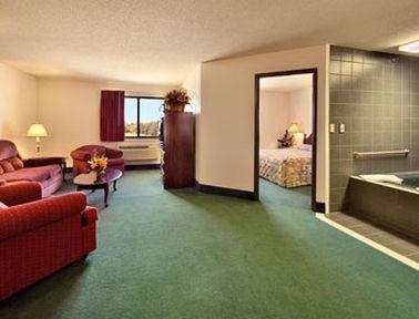 Super 8 By Wyndham Bowling Green Camera foto